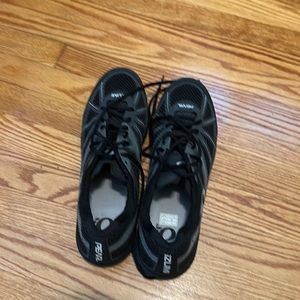 Pearl Izumi bike shoes